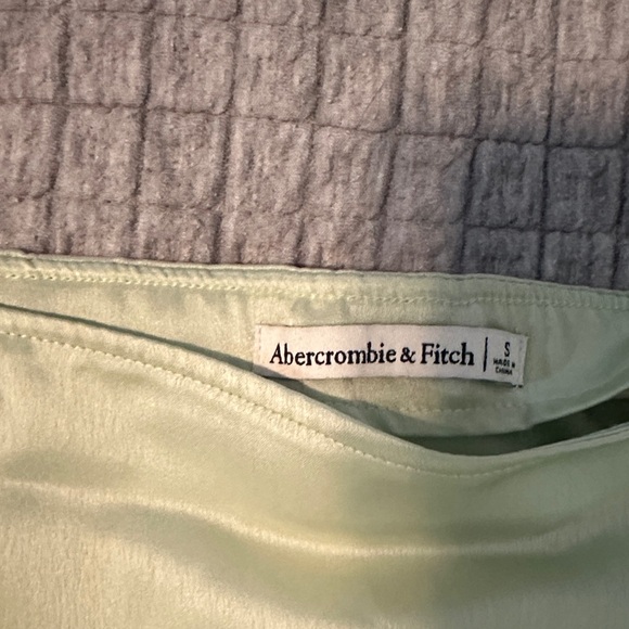 Abercrombie & Fitch Light Green Satin Midi Skirt with Front Slit - Picture 2 of 2
